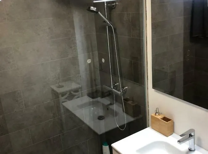 Sonne & Meerblick Aus 40 Grad Heissem Whirlpool Geniessen - Zentral Am Hafen Und Dennoch Ruhig * Cala Ratjada (Mallorca)