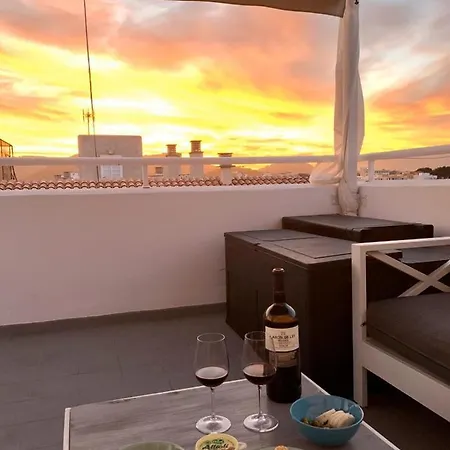 아파트 Sonne & Meerblick Aus 40 Grad Heissem Whirlpool Geniessen - Zentral Am Hafen Und Dennoch Ruhig