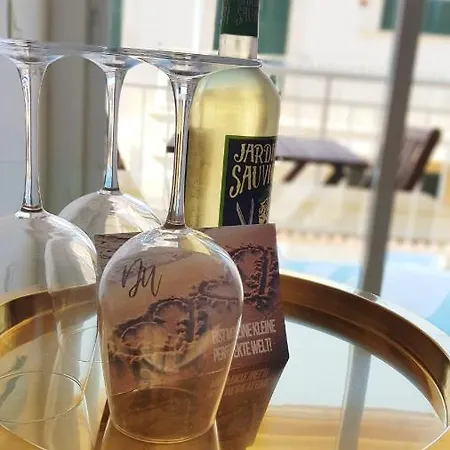 아파트 Sonne & Meerblick Aus 40 Grad Heissem Whirlpool Geniessen - Zentral Am Hafen Und Dennoch Ruhig