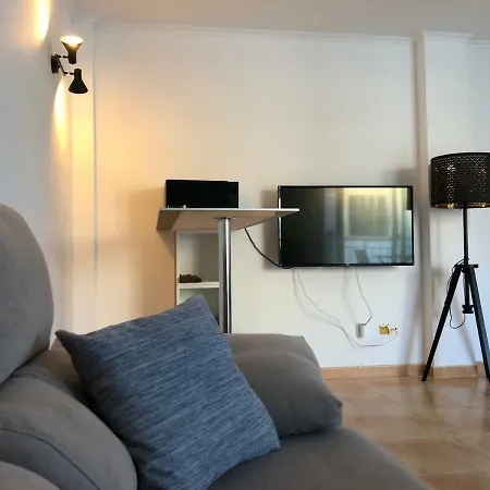 Sonne & Meerblick Aus 40 Grad Heissem Whirlpool Geniessen - Zentral Am Hafen Und Dennoch Ruhig